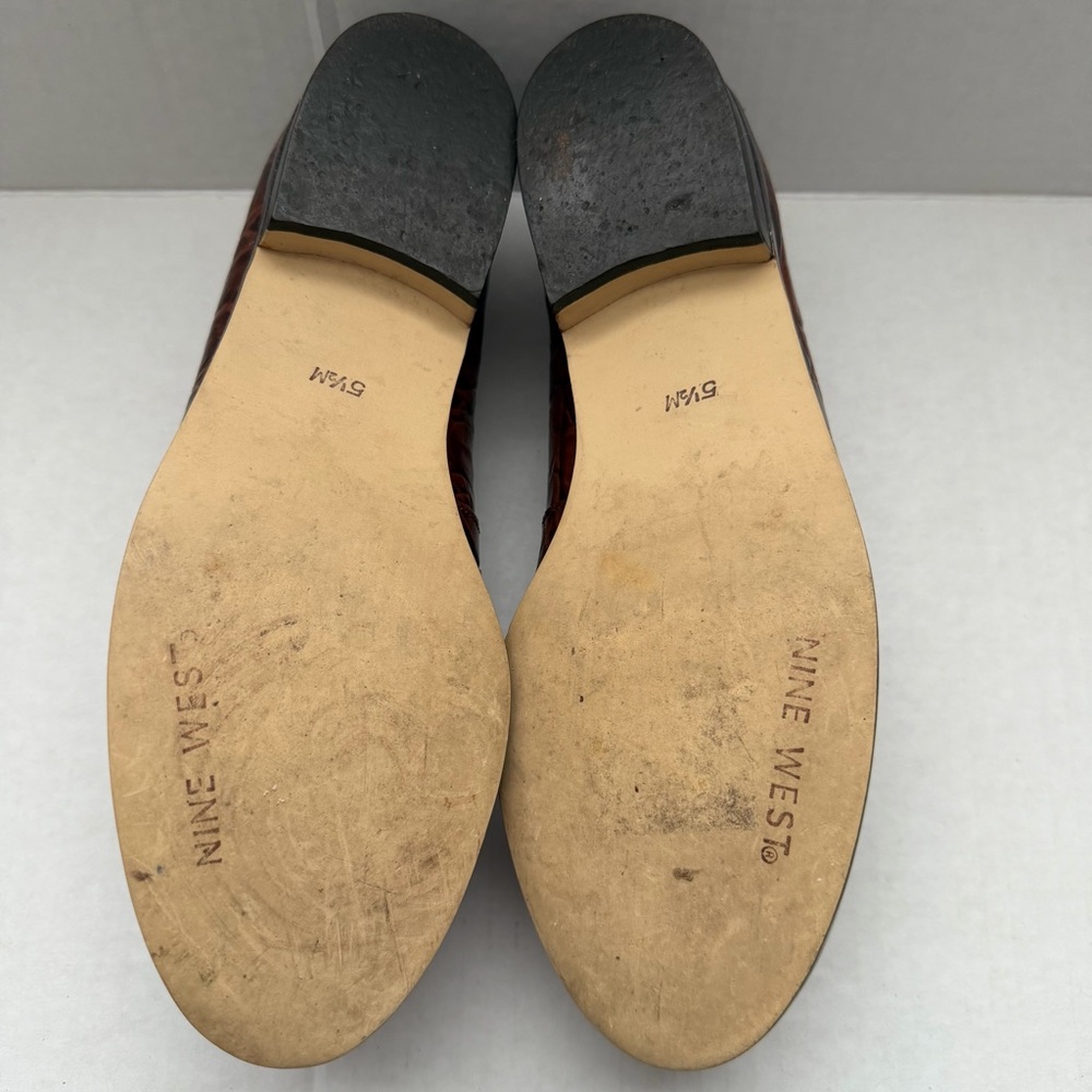 Nine West Brown Croc Embossed Leather Loafers Gold Crest Women’s 5.5 - Picture 11 of 12